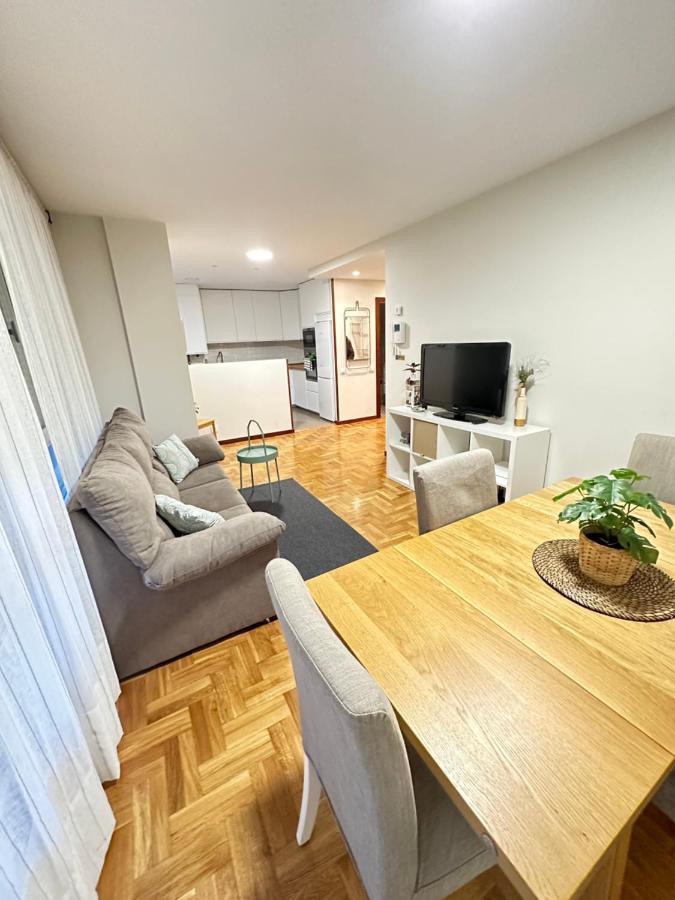Apartamento Oviedo Parque Del Oeste エクステリア 写真