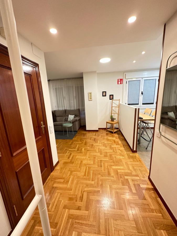 Apartamento Oviedo Parque Del Oeste エクステリア 写真